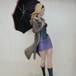 girl holding umbrella resin figure