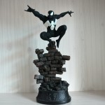 Jumping venom resin scupture