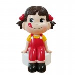 Eat noodle girls art resin toy