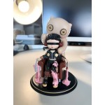 Bear protection art resin toy