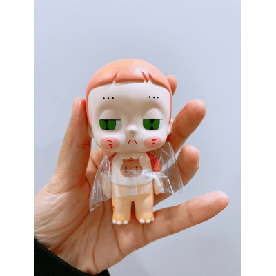Cute little boy art resin toy
