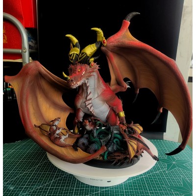 Hot pterosaur scares and monsters statue